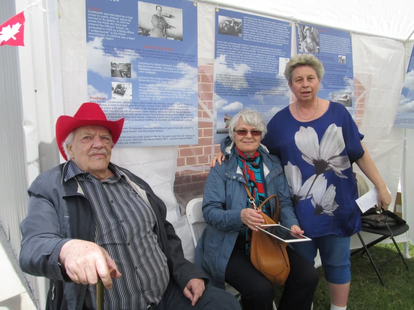 PJN information and patriotic tent at Nepean Day